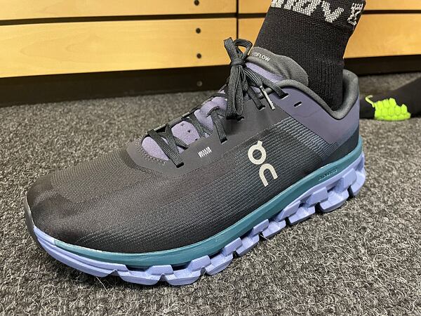 Podwójny węzeł, aby upewnić się, że nie rozwiąże się podczas biegu.