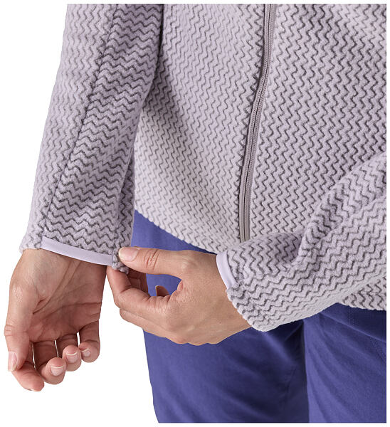 Szybkoschnące obszycia mankietów i kaptura